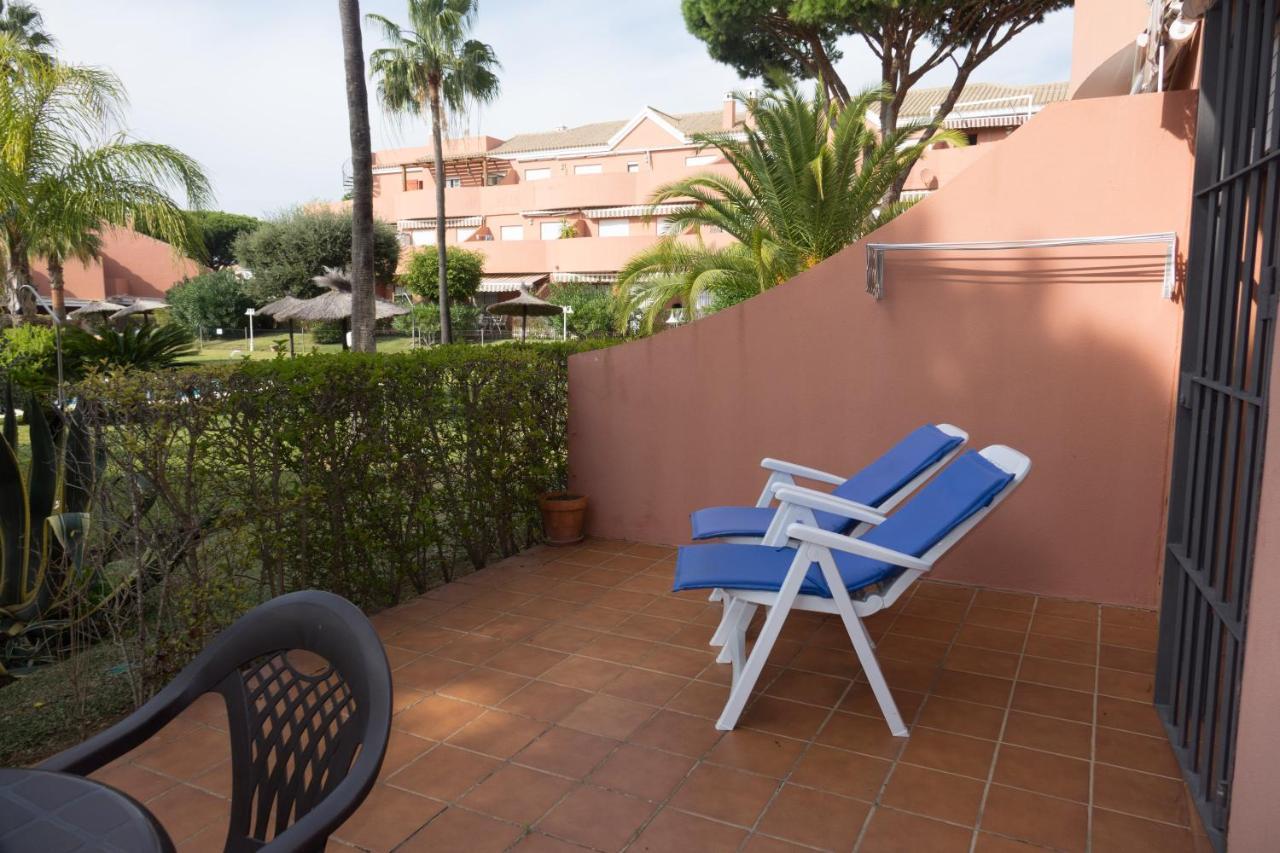 Apartamento Pink Mariposas Chiclana de la Frontera Exteriör bild