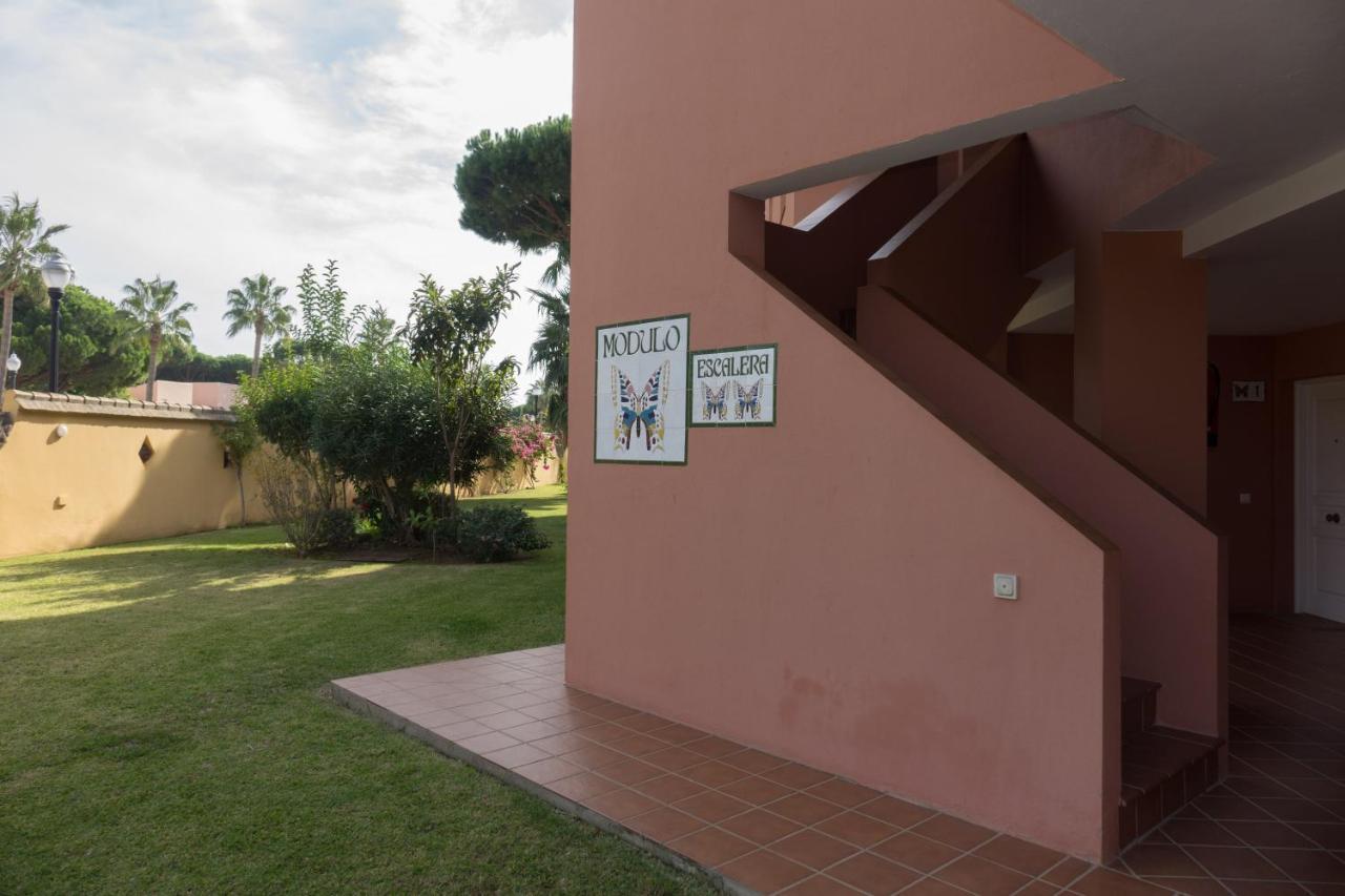 Apartamento Pink Mariposas Chiclana de la Frontera Exteriör bild