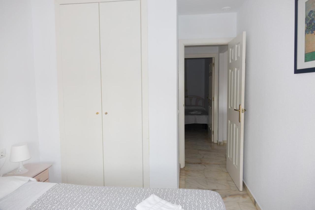 Apartamento Pink Mariposas Chiclana de la Frontera Exteriör bild