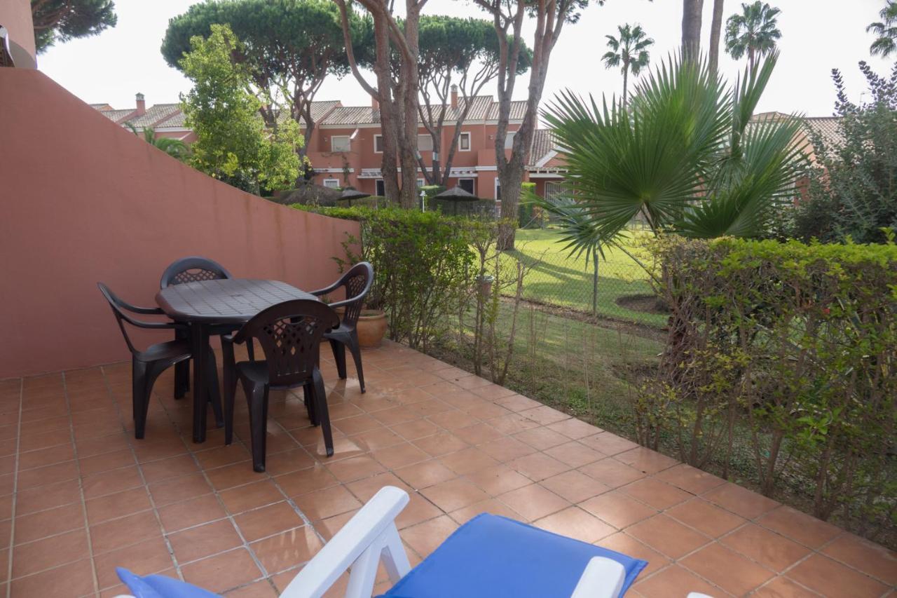 Apartamento Pink Mariposas Chiclana de la Frontera Exteriör bild