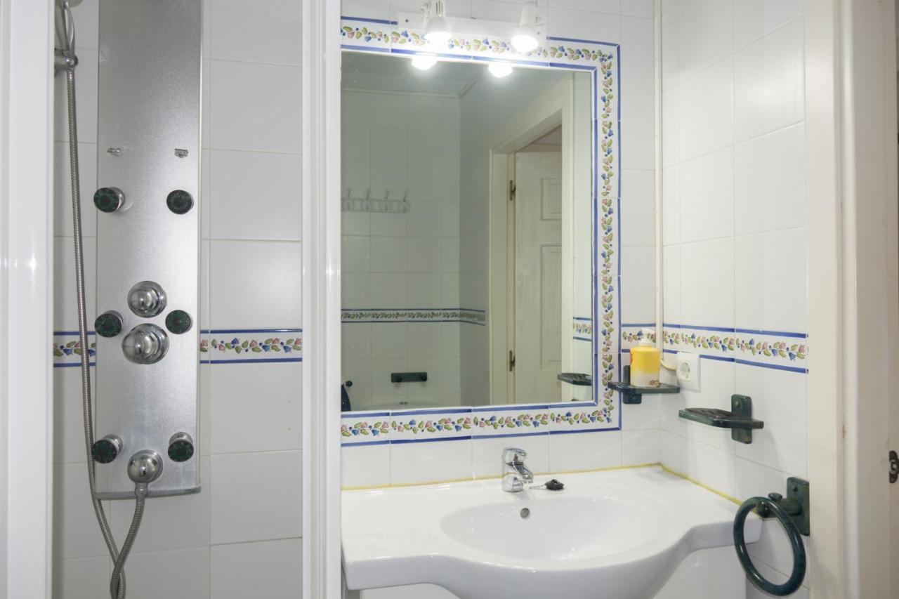 Apartamento Pink Mariposas Chiclana de la Frontera Exteriör bild